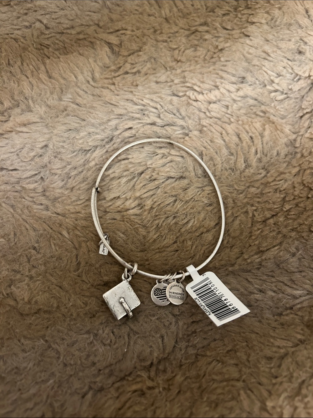 NWT Alex and Ani Graduation Cap Bracelet